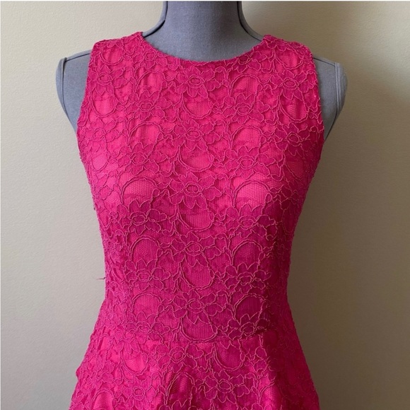 Joseph Ribkoff Barbie Hot Pink Sleeveless Lace Overlay Peplum Dress size 6. - Picture 4 of 5